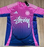 Adidas x Stüssy voetbalshirt Special Edition Duitsland shirt, Nieuw, Ophalen of Verzenden, Adidas, Roze