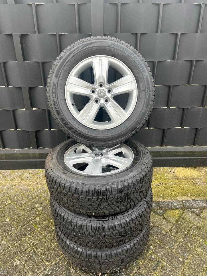 Opel mokka ( 2017) Winterbanden ( 7mm)met Velg 215/65R16, Auto-onderdelen, Banden en Velgen, Banden en Velgen, Winterbanden, 16 inch