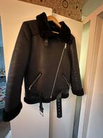 Zwarte faux shearling jas DATE - Maat 36/S, Ophalen of Verzenden, Zo goed als nieuw, Maat 36 (S), Zwart