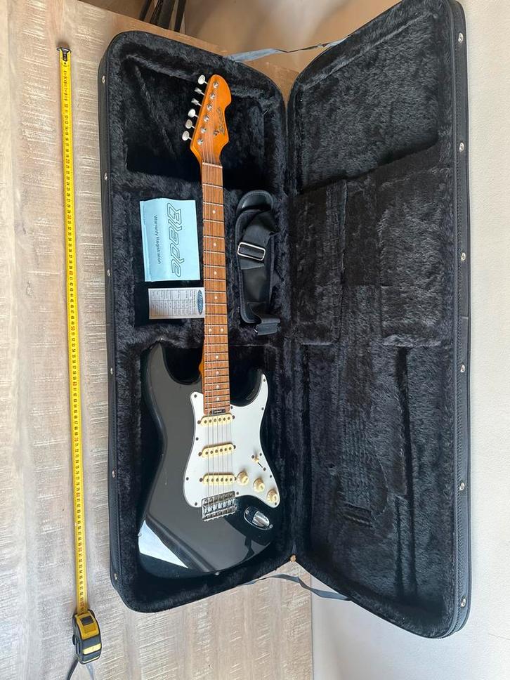 Levinson Blade elektrische gitaar, Muziek en Instrumenten, Snaarinstrumenten | Gitaren | Elektrisch, Gebruikt, Solid body, Overige merken