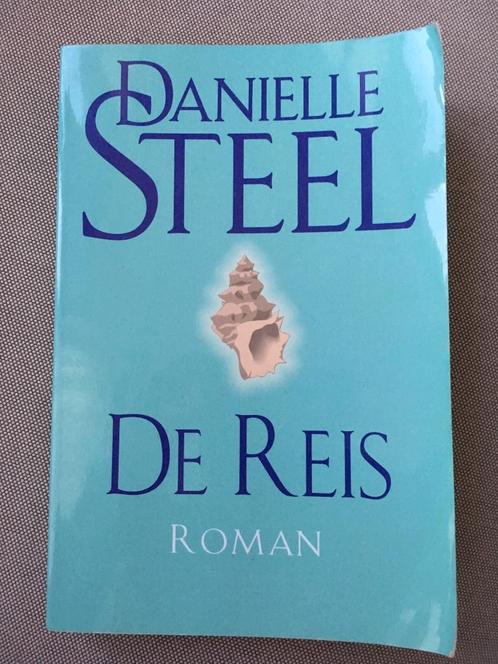 Danielle Steel - De reis, Roman, paperback, Boeken, Romans, Gelezen, Amerika, Ophalen of Verzenden