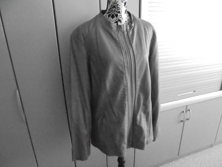 dames jas promss grijs/groen maat 52, Kleding | Dames, Jassen | Winter, Zo goed als nieuw, Maat 46/48 (XL) of groter, Grijs, Ophalen of Verzenden