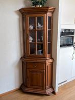 Mooie hoek vitrinekast (ophalen in Waddinxveen), Ophalen