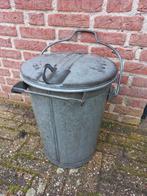 Gave zinken vuilnisemmer., Ophalen