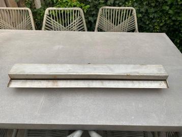 Waterval beschikbaar voor biedingen