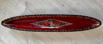 Decoratieve Houten Indonesische Schaal uit Bali beschikbaar voor biedingen