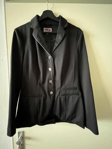 Wedstrijdjasje maat 38 beschikbaar voor biedingen