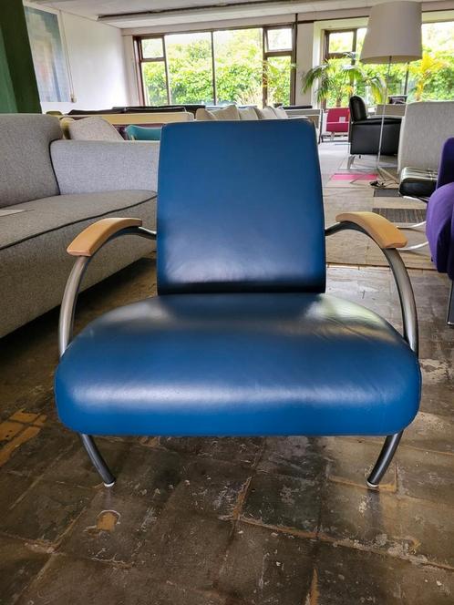 Gelderland 5470 2 fauteuils blauw leer, Huis en Inrichting, Fauteuils, Zo goed als nieuw, Hout, Leer, 75 tot 100 cm, 75 tot 100 cm
