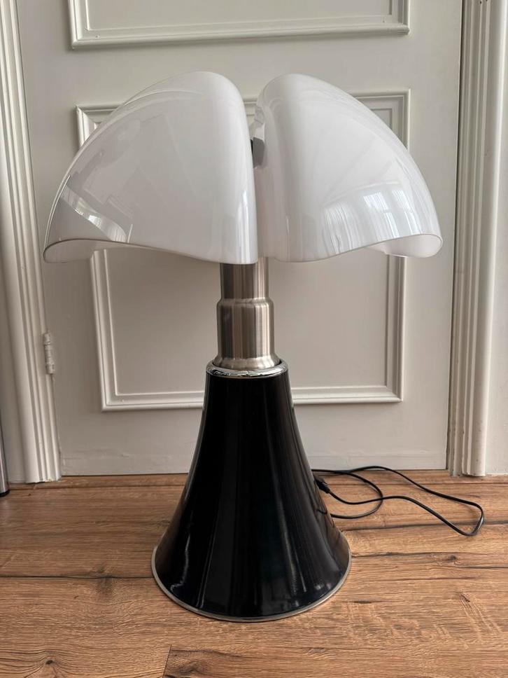 Pipistrello Lamp - Zwart, Dimbaar, Verstelbaar, Huis en Inrichting, Lampen | Vloerlampen, Zo goed als nieuw, Minder dan 100 cm