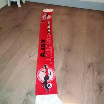 Ajax sjaal jonge schare beschikbaar voor biedingen
