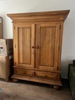 Houten Kast met Veel Opbergruimte, Ophalen