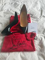 Louboutin Kate 100 patent zwart 39,5, Kleding | Dames, Schoenen, Pumps, Zwart, Ophalen of Verzenden, Zo goed als nieuw