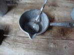 Grijs gewolkt emaille steelpannetje  met lepel., Antiek en Kunst, Antiek | Emaille, Ophalen of Verzenden