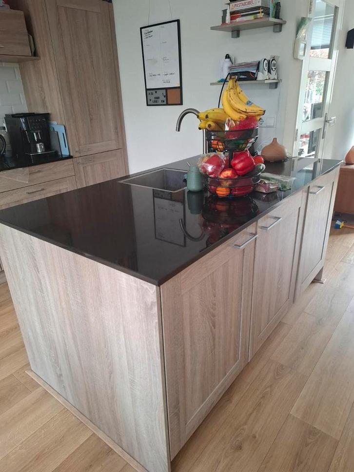 Houtkleur Keuken met eiland, Huis en Inrichting, Keuken | Complete keukens, Gebruikt, Overige typen, Bruin, Hout, Ophalen