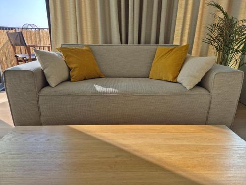 Vtwonen Angle salontafel japandi eiken, Huis en Inrichting, Tafels | Salontafels, Zo goed als nieuw, Minder dan 50 cm, 50 tot 100 cm