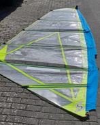 Surfstuf: board, zeilen, masten, gieken, trapezes etc, lees!, Watersport en Boten, Windsurfen, Ophalen, Zo goed als nieuw