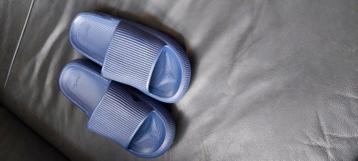 Nieuwe Happy Flops  beschikbaar voor biedingen