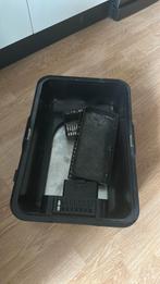 Kattenbak met stalen onderbak, Fietsen en Brommers, Fietsaccessoires | Fietsmanden, Ophalen, Gebruikt