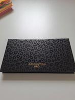 Revolution pro palette oogschaduw.  Moet weg 3 euro, Sieraden, Tassen en Uiterlijk, Uiterlijk | Cosmetica en Make-up, Ophalen of Verzenden