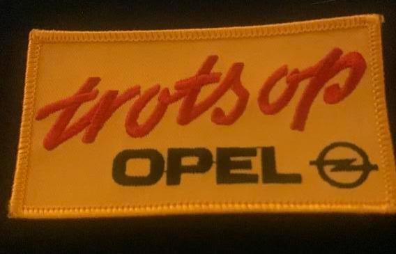 Embleem trots op Opel opstrijk patch, Verzamelen, Speldjes, Pins en Buttons, Nieuw, Button, Merk, Ophalen of Verzenden