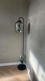 Staandelamp met glazenbol lamp vloerlamp, Huis en Inrichting, Lampen | Vloerlampen, Ophalen, Zo goed als nieuw, 150 tot 200 cm
