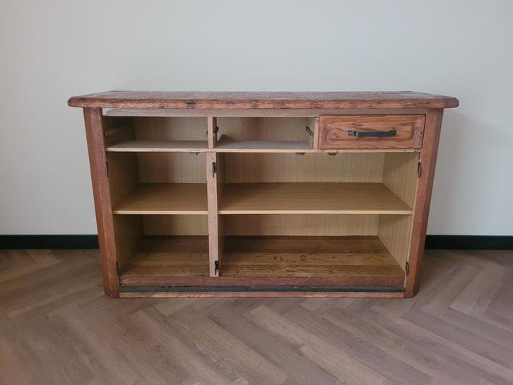 Eikenhouten dressoir/kast, Huis en Inrichting, Kasten | Schoenenkasten, Gebruikt, Ophalen