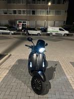 Vespa Sprint, Fietsen en Brommers, Ophalen, Overige modellen, Maximaal 45 km/u, Zo goed als nieuw
