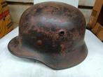 Wehrmacht Helm model M35 Q64 nummer N 250, Verzamelen, Ophalen of Verzenden, Duitsland, Helm of Baret