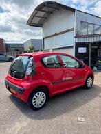 Citroën C1 1.0i 68PK 5D 2013 Rood, Voorwielaandrijving, 4 stoelen, C1, Origineel Nederlands