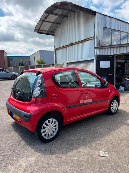 Citroën C1 1.0i 68PK 5D 2013 Rood, Auto's, Citroën, Particulier, C1, Benzine, A, Hatchback, Handgeschakeld, Origineel Nederlands