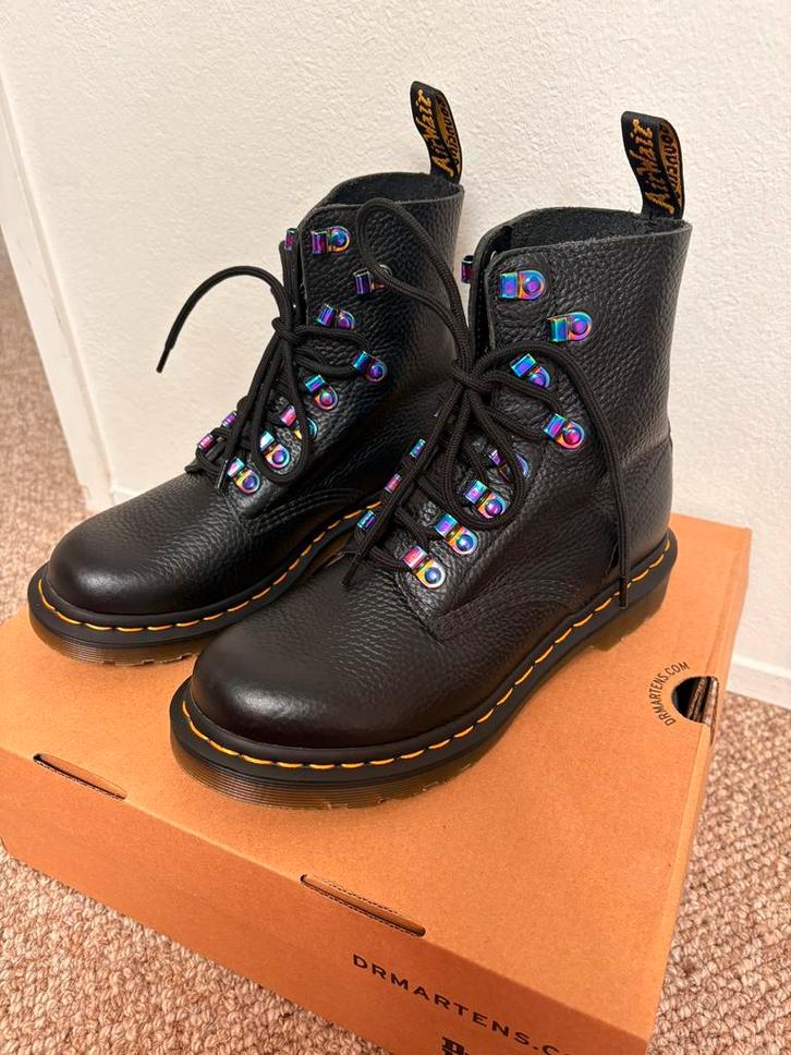 Dr. Martens 1460 Pascal zwart maat 37, Kleding | Dames, Schoenen, Zo goed als nieuw, Zwart, Ophalen of Verzenden