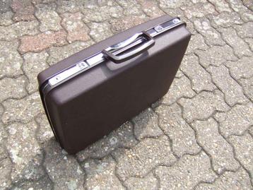 Attachez koffer - Samsonite  beschikbaar voor biedingen
