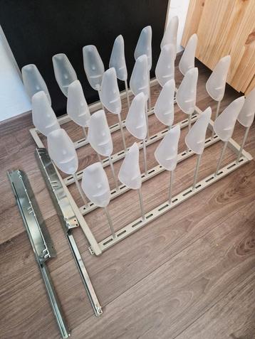 Schoenenrek Komplement Ikea tbv Pax kast ca 68cm beschikbaar voor biedingen