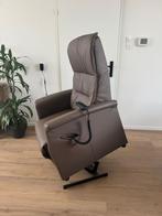 Lederen sta-opstoel; zo goed als nieuw!, Huis en Inrichting, Fauteuils, Ophalen, Minder dan 75 cm, Leer, Zo goed als nieuw
