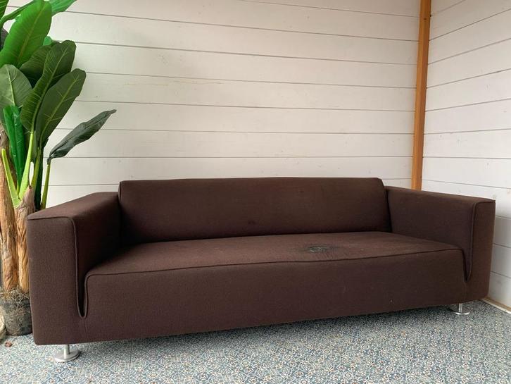 Design on Stock 3-zits bank – Tijdloos comfort met karakter, Huis en Inrichting, Banken | Bankstellen, Gebruikt, Driepersoons