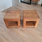 2 robuuste Teak houten tafels, Huis en Inrichting, Tafels | Bijzettafels, 45 tot 60 cm, Gebruikt, Vierkant, Ophalen of Verzenden