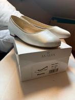 Avalia Bruidsschoenen - Maat 40, Ophalen of Verzenden, Zo goed als nieuw, Wit, Ballerina's