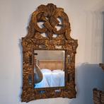 Geweldige bois doré spiegel, Ophalen