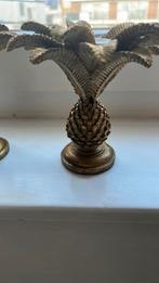 Twee mooie gouden ananas kandelaars, Ophalen of Verzenden, Zo goed als nieuw, Minder dan 25 cm