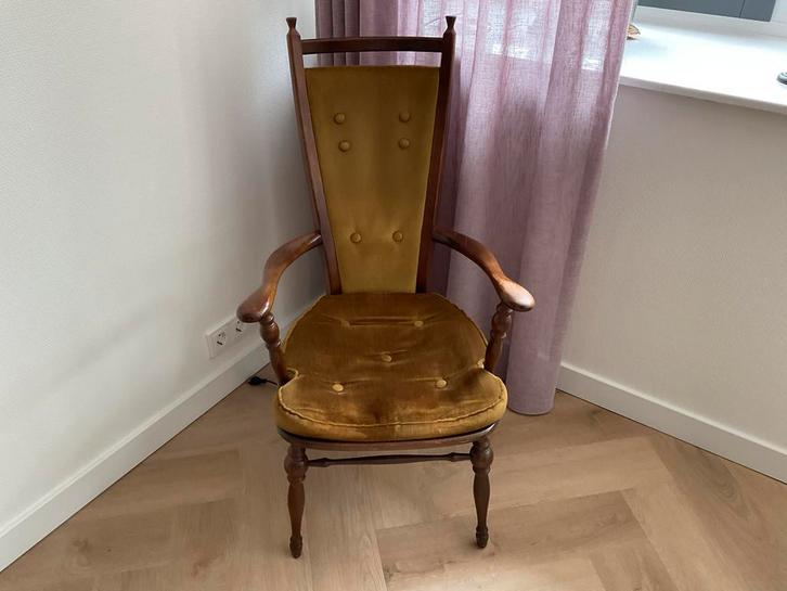 Antiek Leunstoeltje met Charme, Huis en Inrichting, Stoelen, Gebruikt, Eén, Hout, Overige kleuren, Ophalen of Verzenden