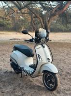 Vespa Sprint 2021 monte bianco wit - Zo goed als nieuw!, Fietsen en Brommers, Scooters | Vespa, Ophalen, Maximaal 45 km/u, Vespa S