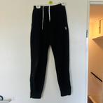 Macron trainingsbroek maat S zwart met ritsjes onderin, Kleding | Heren, Zwart, Ophalen of Verzenden, Voetbal, Maat 46 (S) of kleiner