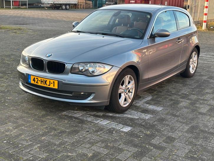 Mooie BMW 1 Serie 2010 Automaat!, Auto-onderdelen, Motor en Toebehoren, BMW, Gebruikt, Ophalen