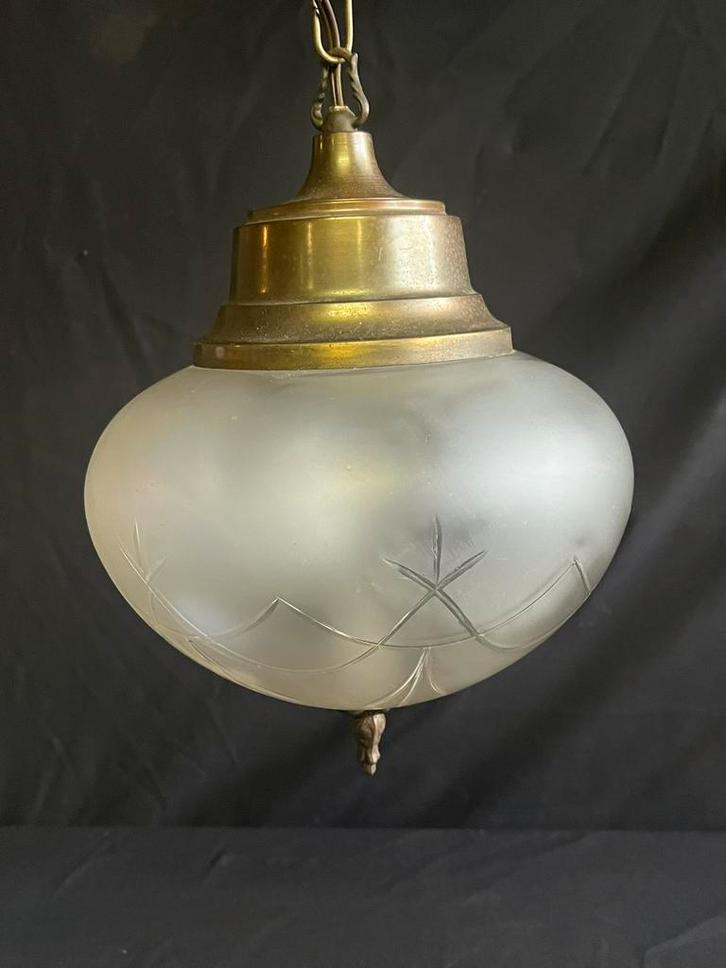 Antieke hanglamp met geslepen lampenkap, Antiek en Kunst, Antiek | Lampen, Ophalen of Verzenden