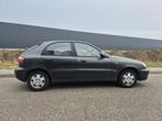 Daewoo Lanos 1.5 SX Airco Nieuwe APK. (bj 2000), Voorwielaandrijving, 1498 cc, Zwart, Daewoo