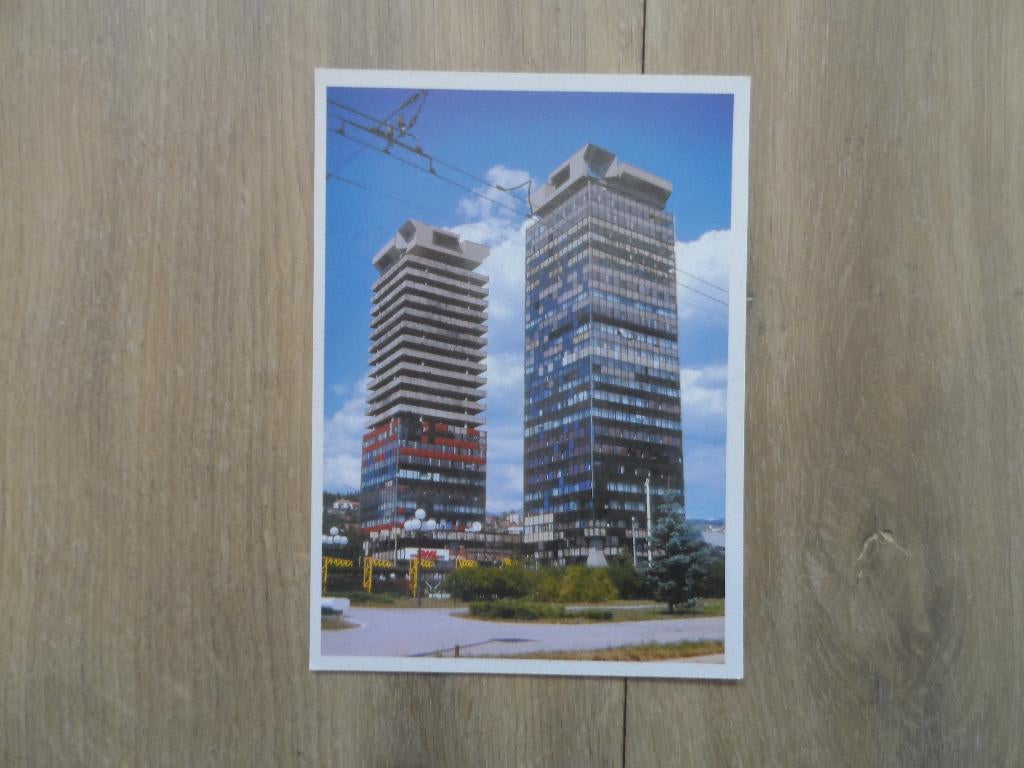 Ansichtkaart Sarajevo UNITIC Twin Towers, Bosnia, Ophalen of Verzenden, Landmacht, Nederland