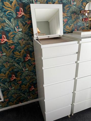 Te koop ladekast Malm met spiegel IKEA beschikbaar voor biedingen