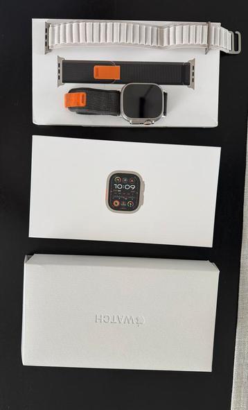Apple Watch Ultra 2 – Titanium Zilver – Zo goed als nieuw beschikbaar voor biedingen