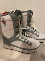 Snowboots grijs/wit maat 38, Ophalen of Verzenden, Zo goed als nieuw, Snowboots