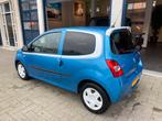 Renault Twingo 1.2-16V Collection NL AUTO/AIRCO (bj 2012), Twingo, Gebruikt, 4 cilinders, Bedrijf